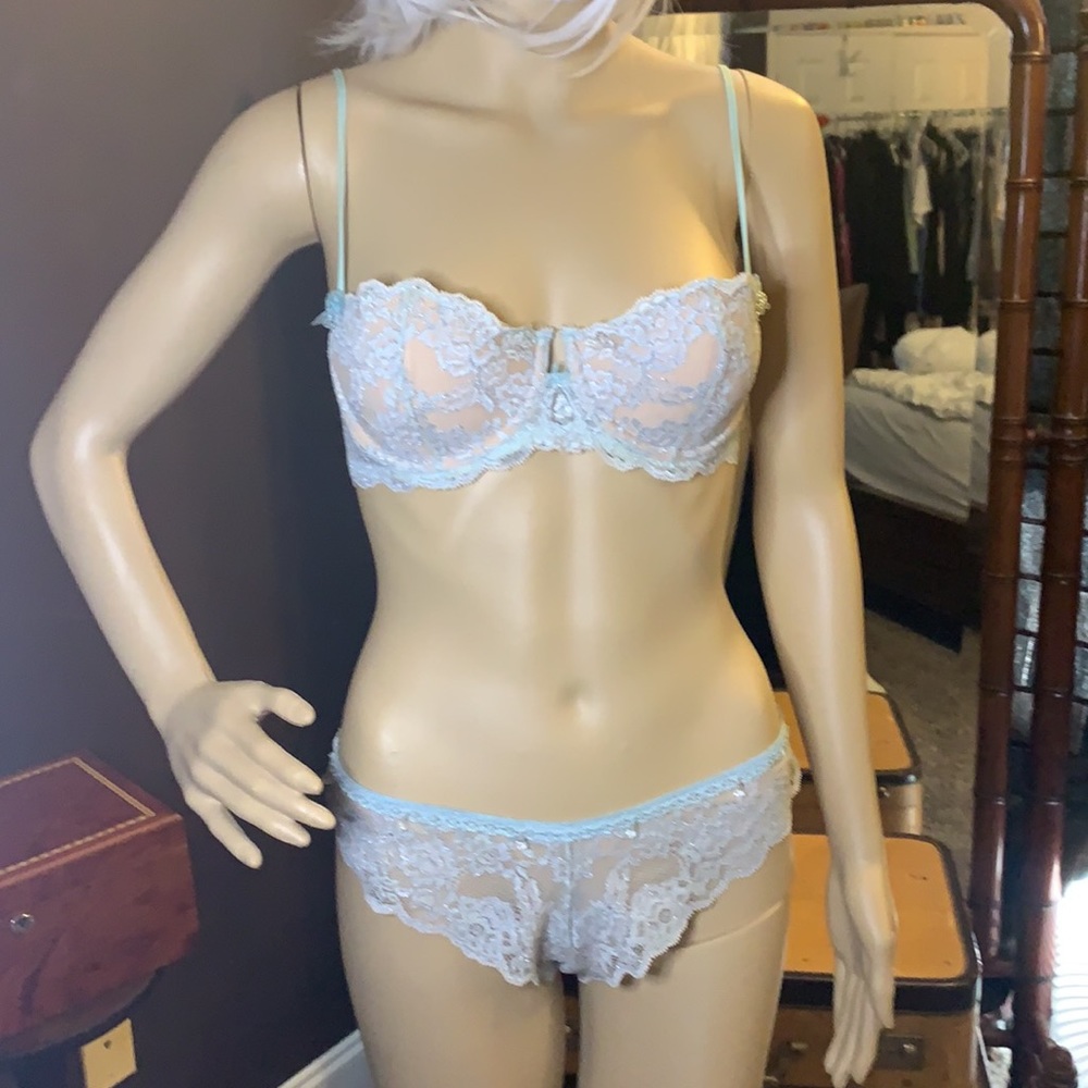 VINTAGE "RARE" CHANTEL THOMASS FOR VICTORIA'S SECRET 3 PIECE LINGERIE SET - Picture 4 of 16